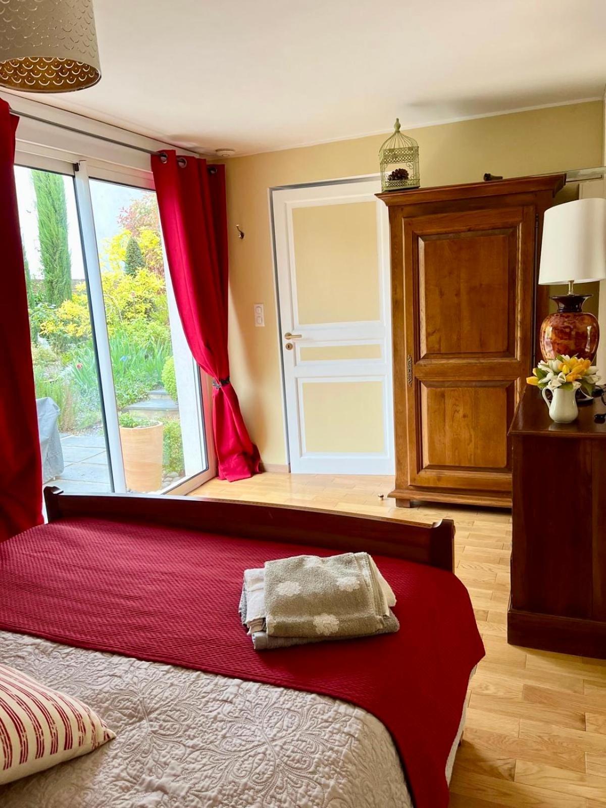 Gite Chez Madeleine Daire Louhans Dış mekan fotoğraf
