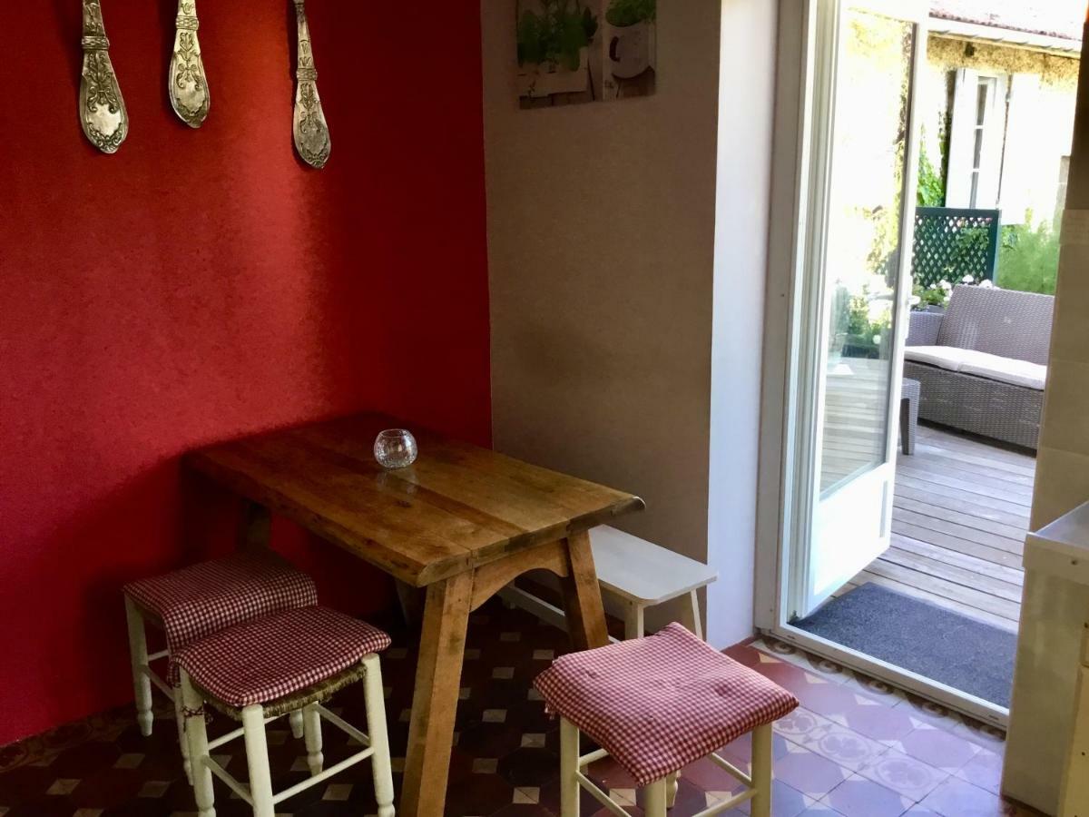 Gite Chez Madeleine Daire Louhans Dış mekan fotoğraf